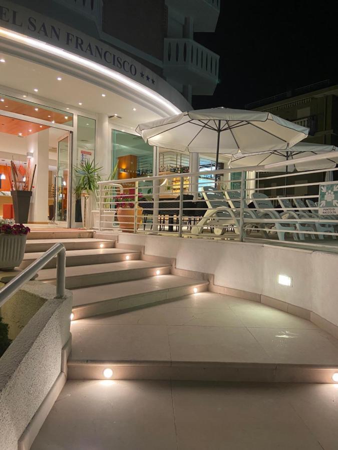 Hotel San Francisco ลินญาโน ซับเบียโดโร ภายนอก รูปภาพ