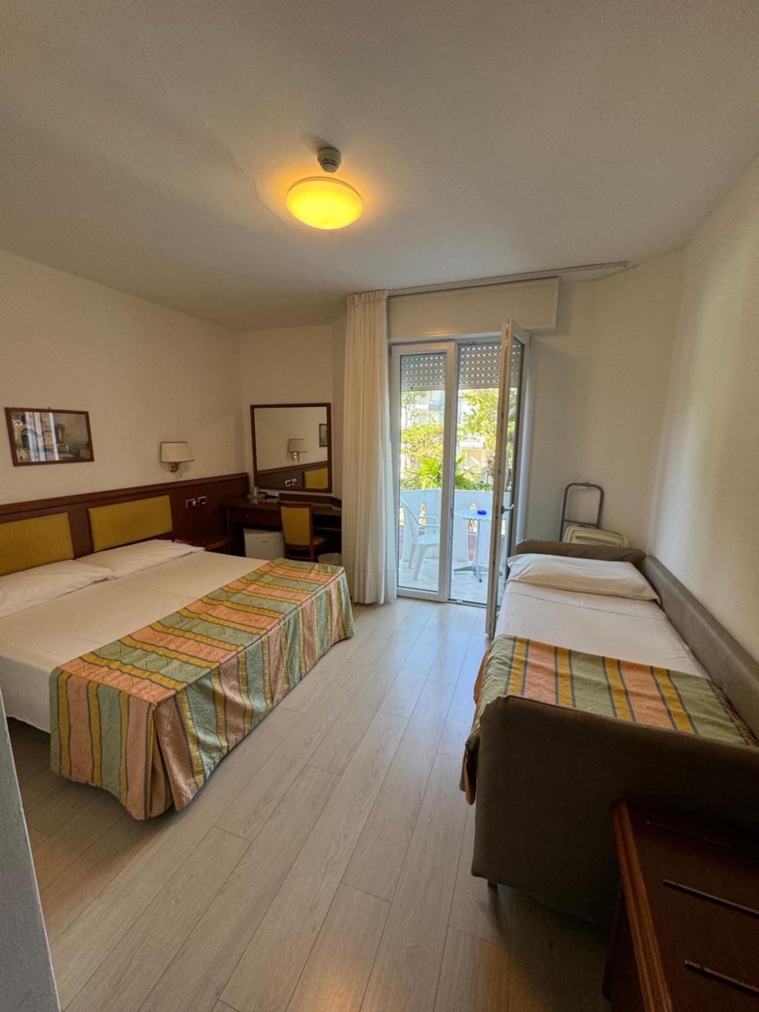 Hotel San Francisco ลินญาโน ซับเบียโดโร ภายนอก รูปภาพ